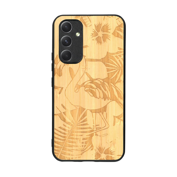 Coque de protection en bois véritable fabriquée en France pour Samsung A54 5G sur le thème de la nature et des animaux représentant un flamant rose entre des fougères