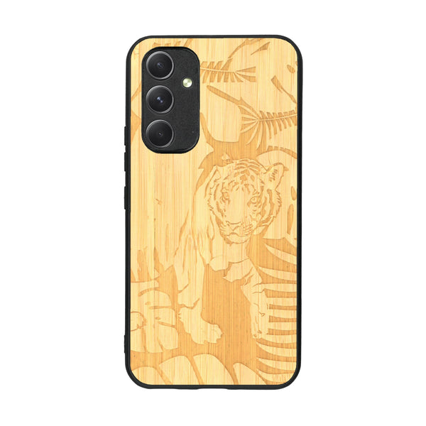 Coque de protection en bois véritable fabriquée en France pour Samsung A54 5G sur le thème de la nature et des animaux représentant un tigre dans la jungle entre des fougères