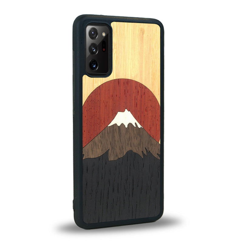 Coque de protection en bois véritable fabriquée en France pour Samsung Note 20 alliant plusieurs essences de bois pour représenter le mont Fuji