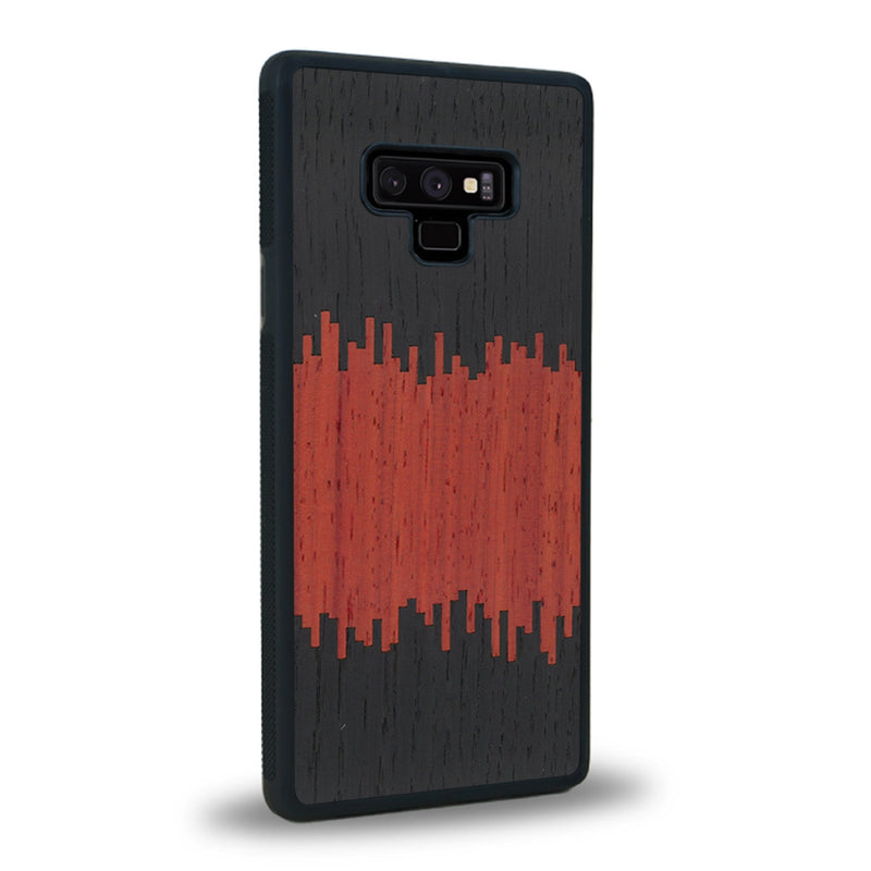 Coque de protection en bois véritable fabriquée en France pour Samsung Note 9 alliant plusieurs essences de bois pour représenter du magma en fusion