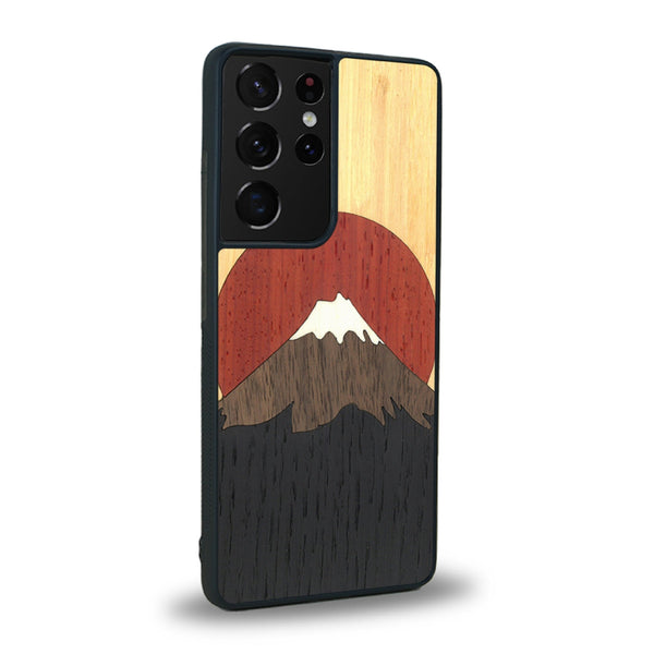 Coque de protection en bois véritable fabriquée en France pour Samsung S20 Ultra alliant plusieurs essences de bois pour représenter le mont Fuji