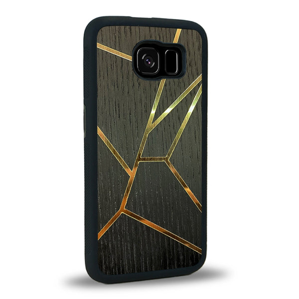 Coque de protection en bois véritable fabriquée en France pour Samsung S6 alliant plusieurs essences de bois pour représenter des fragments design