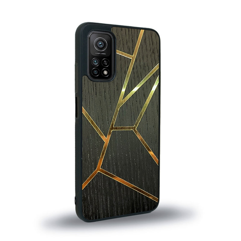 Coque de protection en bois véritable fabriquée en France pour Xiaomi Mi 10 Lite alliant plusieurs essences de bois pour représenter des fragments design