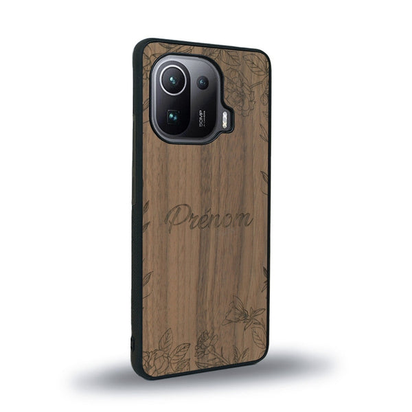 Coque de protection en bois véritable fabriquée en France pour Xiaomi Mi 11 Ultra sur le thème de la fête des mères avec un motif représentant des fleurs et des feuilles