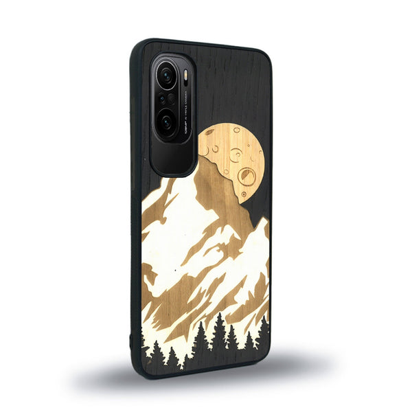 Coque de protection en bois véritable fabriquée en France pour Xiaomi Mi 11i alliant plusieurs essences de bois pour représenter le mont Everest