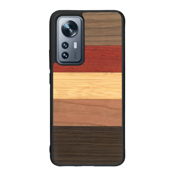 Coque de protection en bois véritable fabriquée en France pour Xiaomi Mi 12 5G alliant des bandes horizontales de bambou, merisier, padouk, noyer et chêne fumé