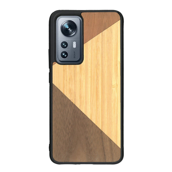 Coque de protection en bois véritable fabriquée en France pour Xiaomi Mi 12 5G alliant du merisier, du noyer et du bambou formant chacun deux triangles et un trapèze avec deux jointures en diagonale sur le thème de l'art abstrait