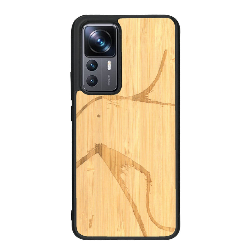 Coque de protection en bois véritable fabriquée en France pour Xiaomi Mi 12T Pro représentant une silhouette féminine dessinée à la main par l'artiste Maud Dabs