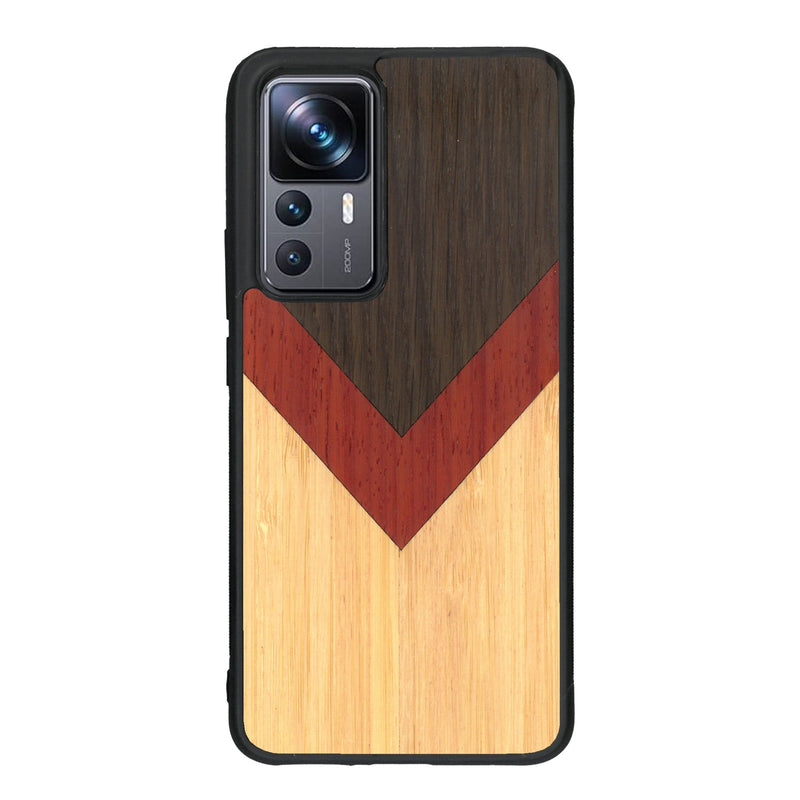 Coque de protection en bois véritable fabriquée en France pour Xiaomi Mi 12T Pro alliant du chêne fumé, du padouk et du bambou en forme de chevron sur le thème de l'art abstrait