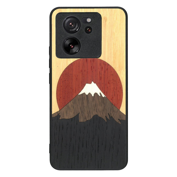 Coque de protection en bois véritable fabriquée en France pour Xiaomi Mi 13T alliant plusieurs essences de bois pour représenter le mont Fuji