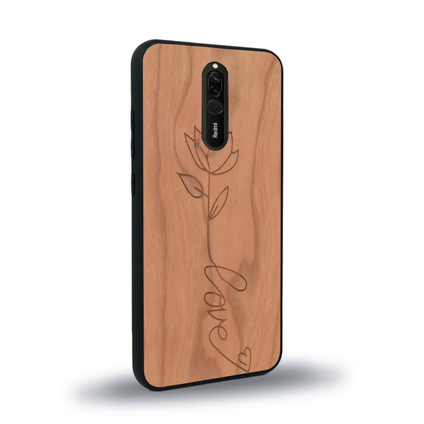 Coque de protection en bois véritable fabriquée en France pour Xiaomi Mi 9T sur le thème de la fête des mères avec un motif représentant une fleur dont la tige forme le mot "love"