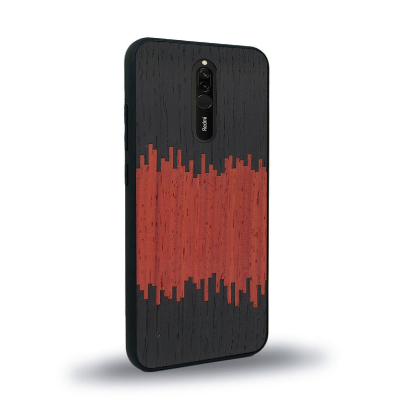 Coque de protection en bois véritable fabriquée en France pour Xiaomi Mi 9T alliant plusieurs essences de bois pour représenter du magma en fusion