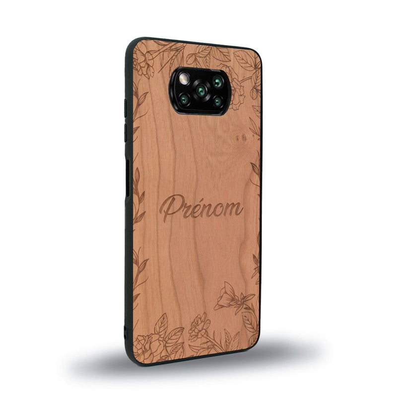 Coque de protection en bois véritable fabriquée en France pour Xiaomi Poco X3 Nfc sur le thème de la fête des mères avec un motif représentant des fleurs et des feuilles