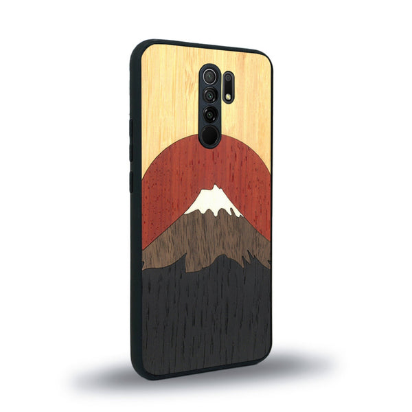 Coque de protection en bois véritable fabriquée en France pour Xiaomi Redmi 9 alliant plusieurs essences de bois pour représenter le mont Fuji