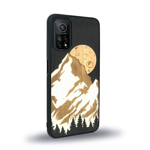 Coque de protection en bois véritable fabriquée en France pour Xiaomi Redmi 9T alliant plusieurs essences de bois pour représenter le mont Everest