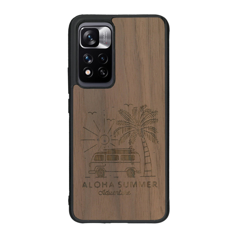 Coque de protection en bois véritable fabriquée en France pour Xiaomi Redmi Note 11 5G sur le thème de la plage, de l'été et vanlife.