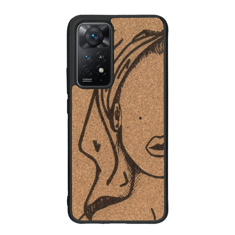 Coque de protection en bois véritable fabriquée en France pour Xiaomi Redmi Note 11 Pro représentant une silhouette féminine épurée de type line art en collaboration avec l'artiste Maud Dabs