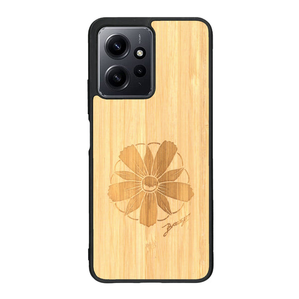 Coque de protection en bois véritable fabriquée en France pour Xiaomi Redmi Note 12 sur le thème des fleurs et de la montagne avec un motif de gravure représentant les pétales d'une fleur des montagnes