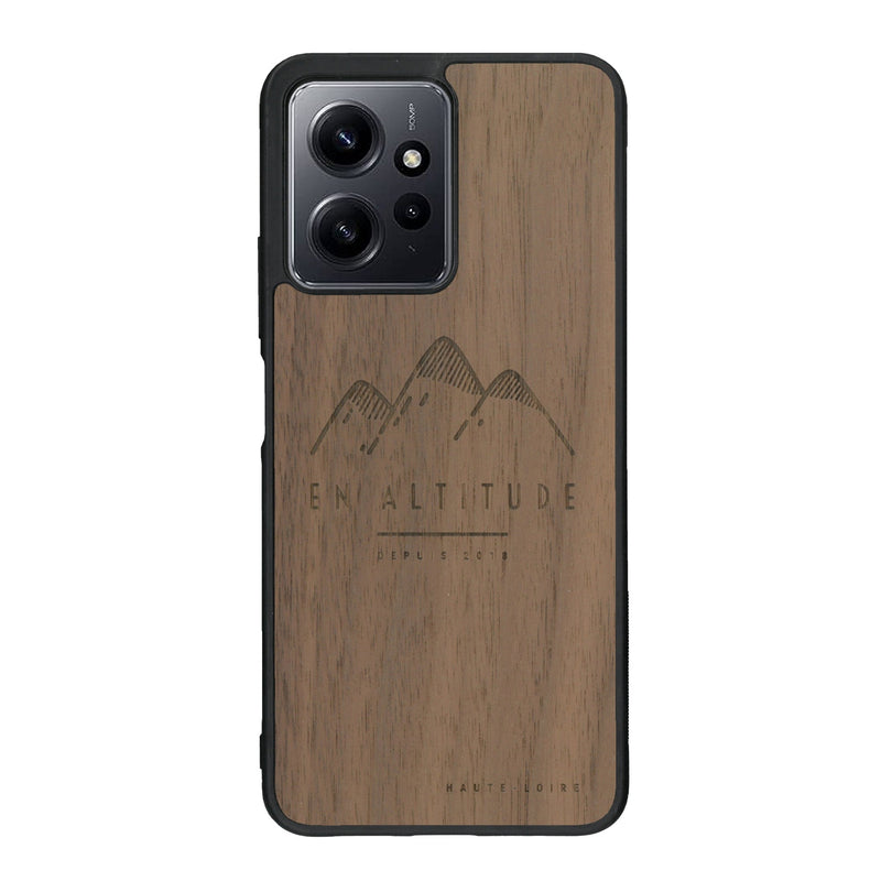 Coque de protection en bois véritable fabriquée en France pour Xiaomi Redmi Note 12 Pro représentant des montagnes, sur le thème de la randonnée en pleine nature et du trail