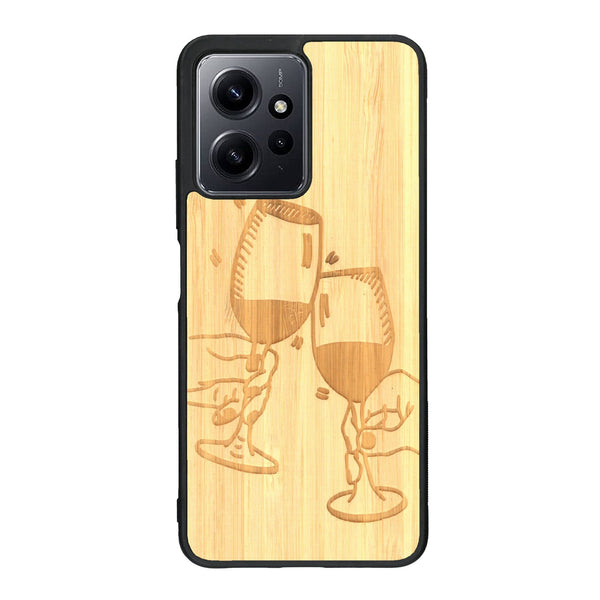 Coque de protection en bois véritable fabriquée en France pour Xiaomi Redmi Note 12 Pro représentant une vue de face d'une flute de champagne dessinée à la main par l'artiste Maud Dabs