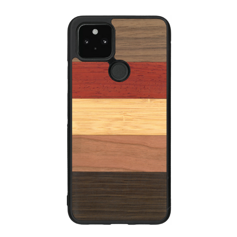 Coque de protection en bois véritable fabriquée en France pour Google Pixel 4a 5g alliant des bandes horizontales de bambou, merisier, padouk, noyer et chêne fumé