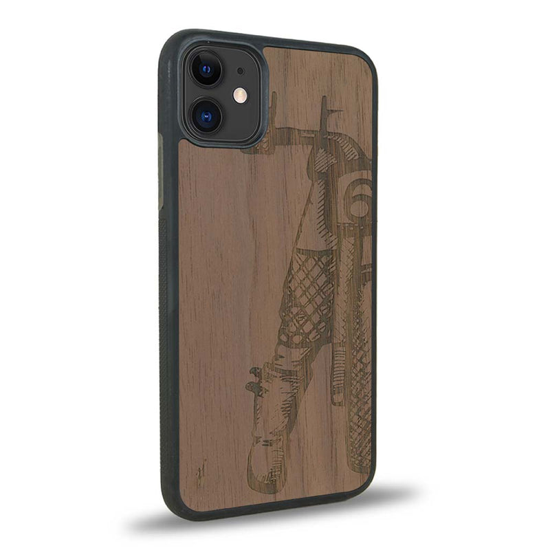 Coque iPhone 12 - On The Road - Coque en bois