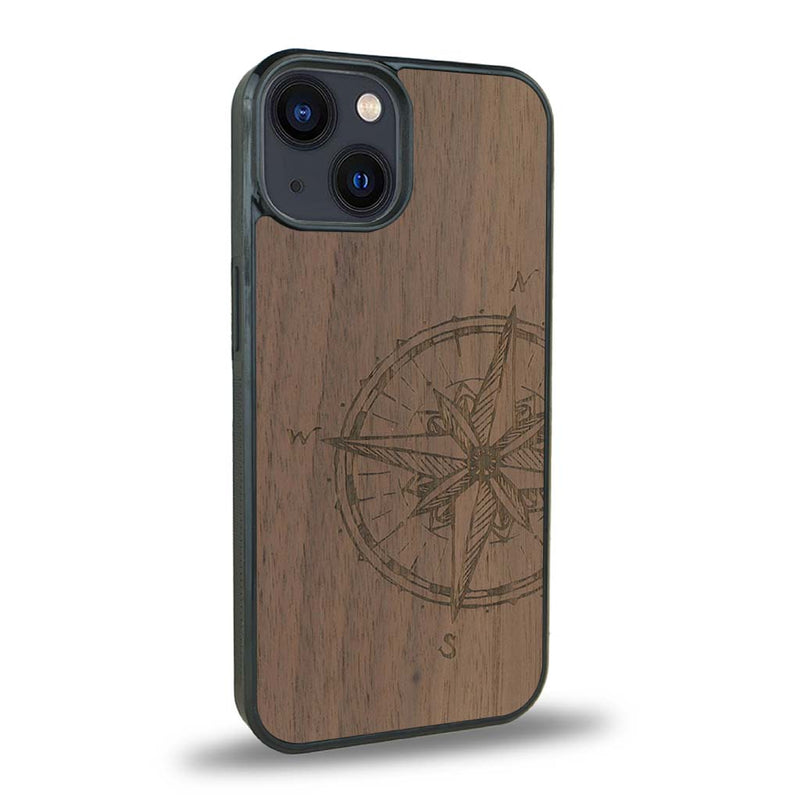 Coque iPhone 13 - La Rose des Vents - Coque en bois