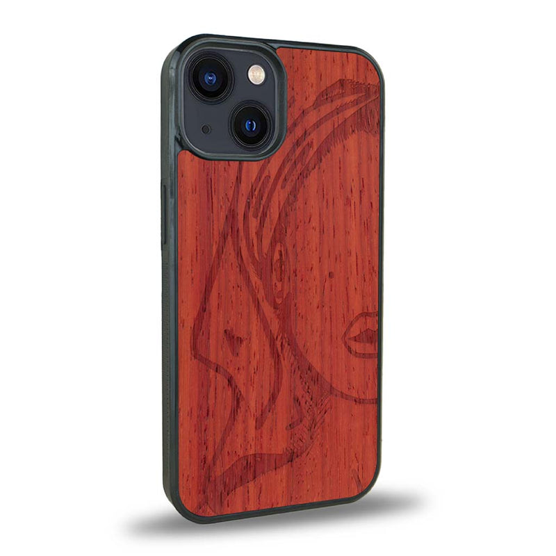 Coque iPhone 13 Mini - Au féminin - Coque en bois