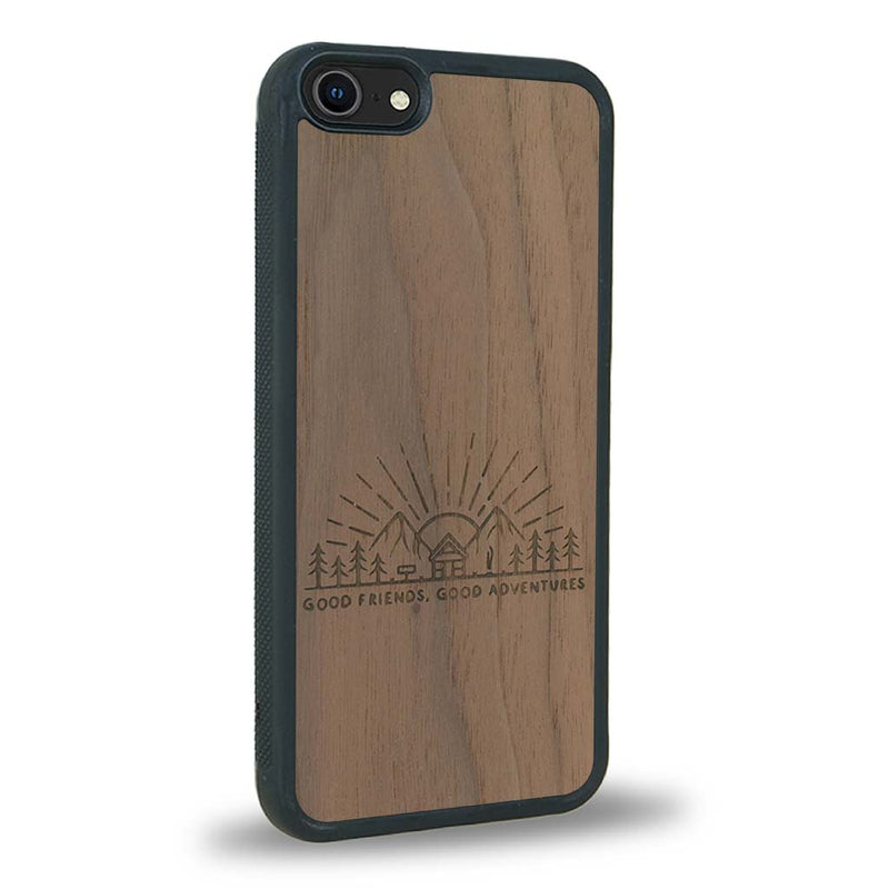 Coque iPhone SE 2022 - Sunset Lovers - Coque en bois