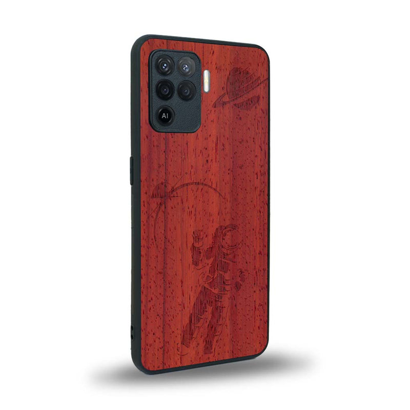 Coque de protection en bois véritable fabriquée en France pour Oppo A94 sur le thème des astronautes