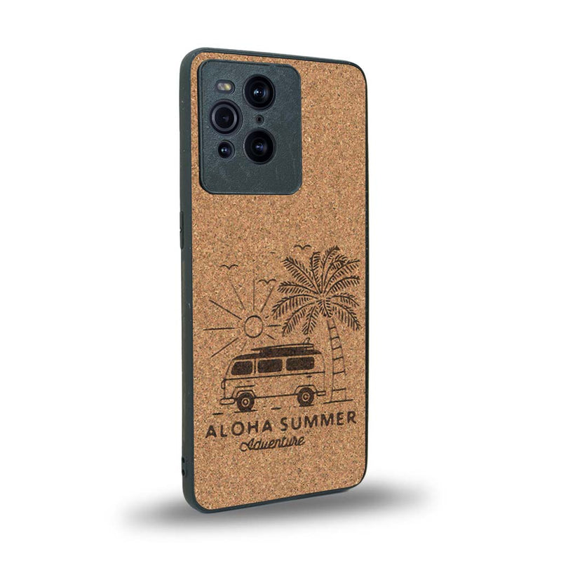 Coque de protection en bois véritable fabriquée en France pour Oppo Find X3 Pro sur le thème de la plage, de l'été et vanlife.