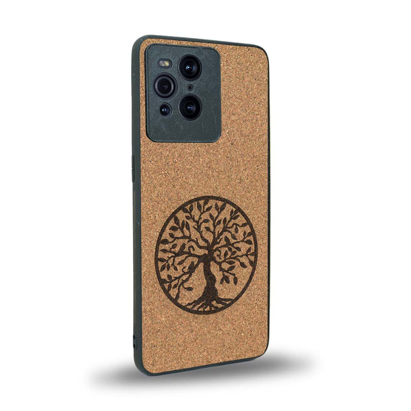 Coque de protection en bois véritable fabriquée en France pour Oppo Find X3 Pro sur le thème de la spiritualité et du yoga avec une gravure zen représentant un arbre de vie