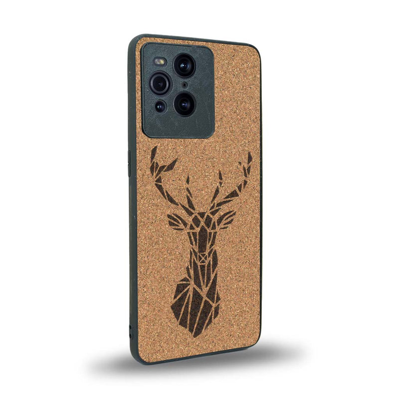 Coque de protection en bois véritable fabriquée en France pour Oppo Find X3 Pro sur le thème de la nature et des animaux représentant une tête de cerf gométrique avec un design moderne et minimaliste