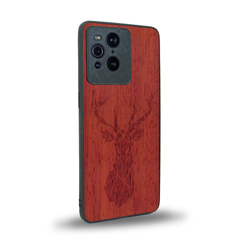 Coque de protection en bois véritable fabriquée en France pour Oppo Find X3 Pro sur le thème de la nature et des animaux représentant une tête de cerf gométrique avec un design moderne et minimaliste