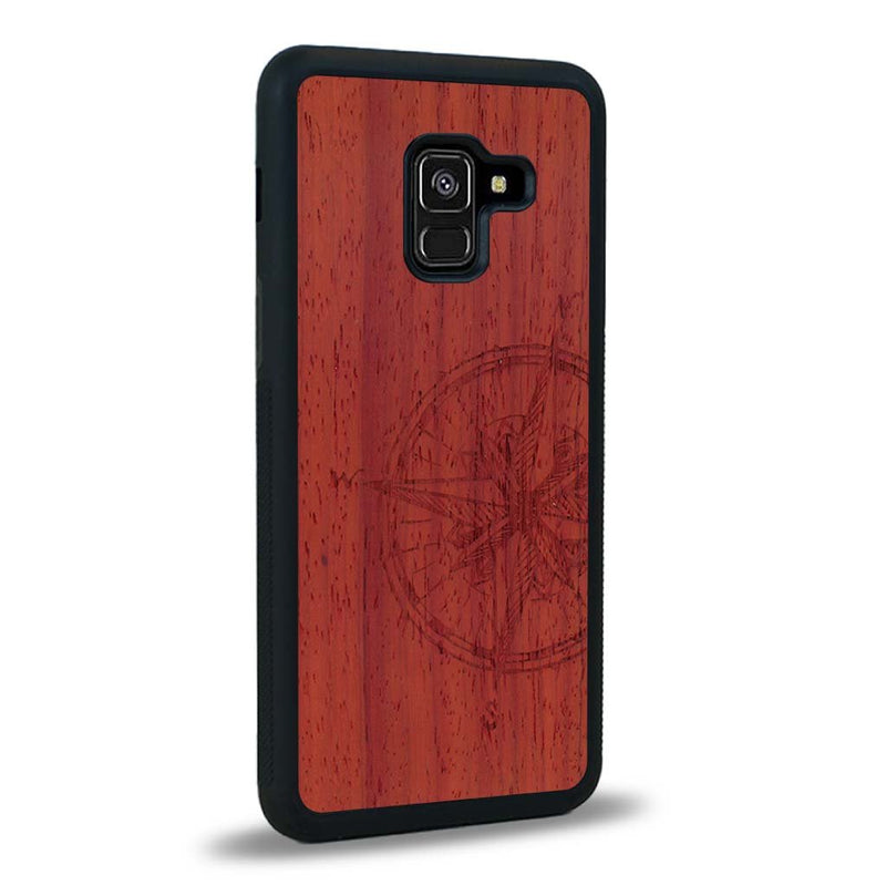 Coque Samsung A8 2018 - La Rose des Vents - Coque en bois