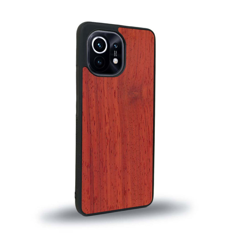 Coque de protection en bois véritable fabriquée en France pour Xiaomi Mi 11 sans gravure avec un design minimaliste et moderne