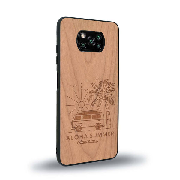 Coque de protection en bois véritable fabriquée en France pour Xiaomi Poco X3 Nfc sur le thème de la plage, de l'été et vanlife.