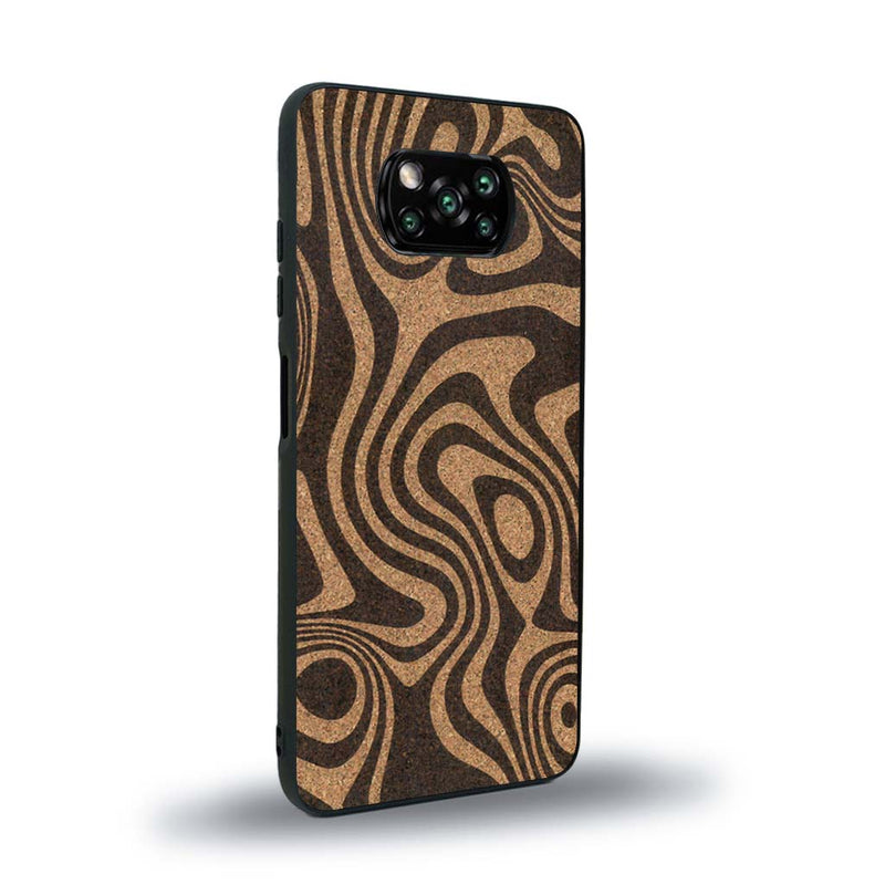 Coque de protection en bois véritable fabriquée en France pour Xiaomi Poco X3 Nfc avec un motif abstrait représentant les mouvements de l'eau