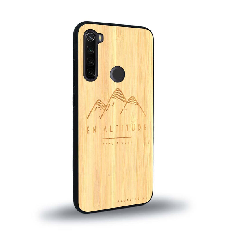 Coque de protection en bois véritable fabriquée en France pour Xiaomi Redmi Note 8 représentant des montagnes, sur le thème de la randonnée en pleine nature et du trail