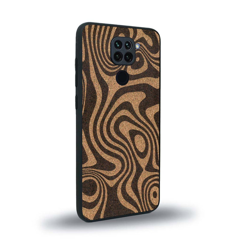 Coque de protection en bois véritable fabriquée en France pour Xiaomi Redmi Note 9 avec un motif abstrait représentant les mouvements de l'eau